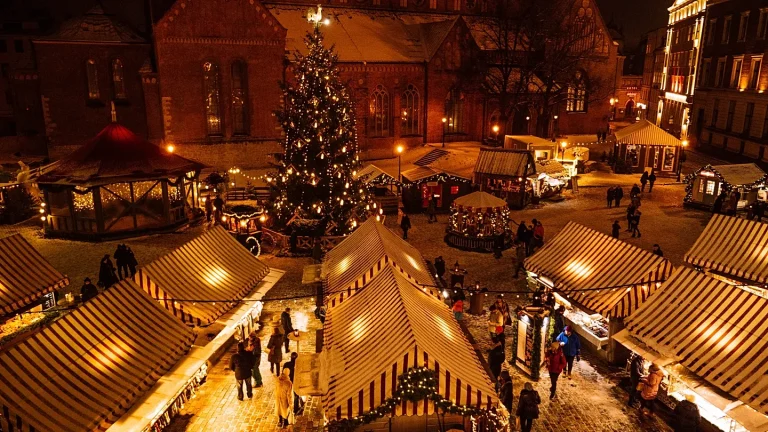 Viajeros eligen los mejores mercadillos de Navidad de Europa para 2026